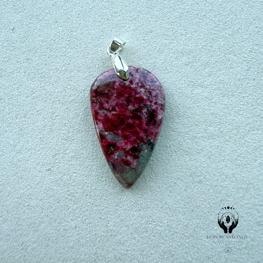 THULITE