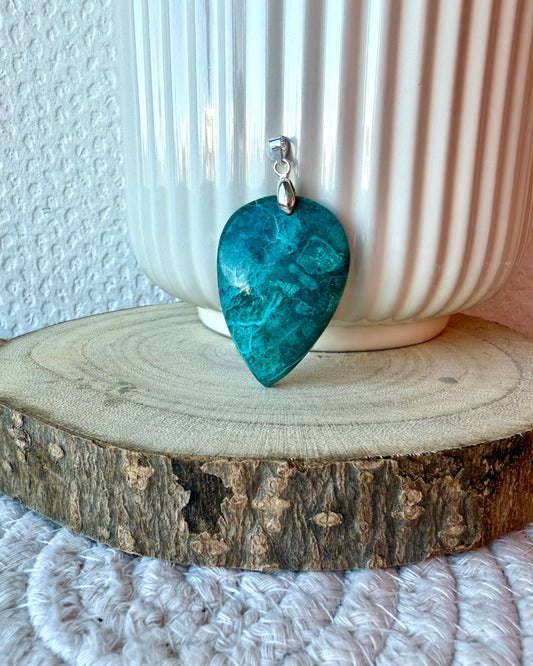 CHRYSOCOLE SUR QUARTZ