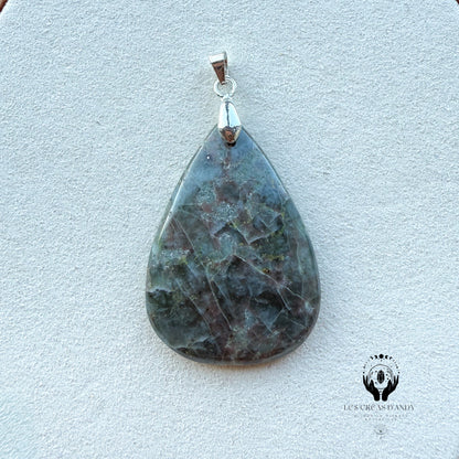 JADE OMPHACITE