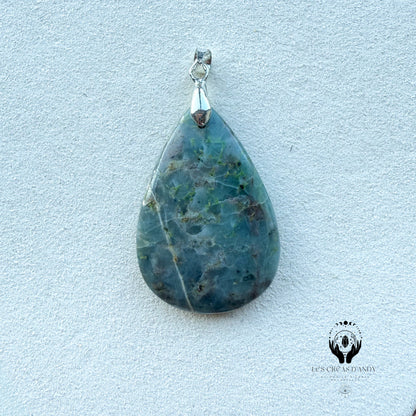 JADE OMPHACITE