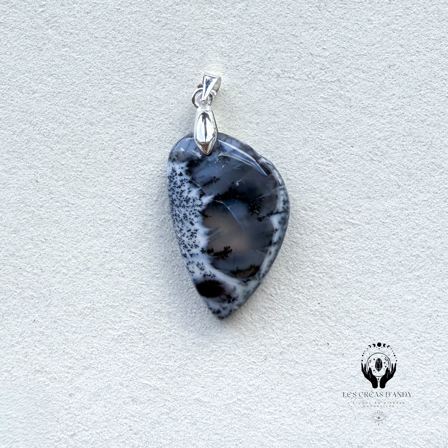 AGATE DENDRITIQUE (MERLINITE)
