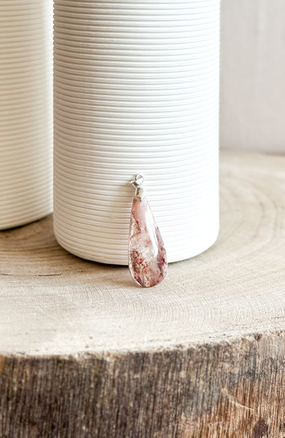 QUARTZ CERISE